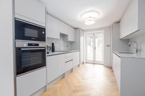 3 bedroom terraced house for sale, Copenhagen Street, Islington, London