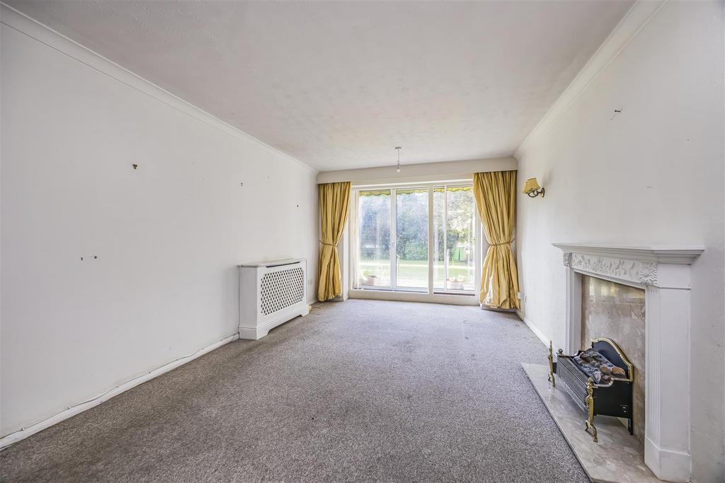 16 Woodlands, 32 Lindsay Road, Poole-Portico Market