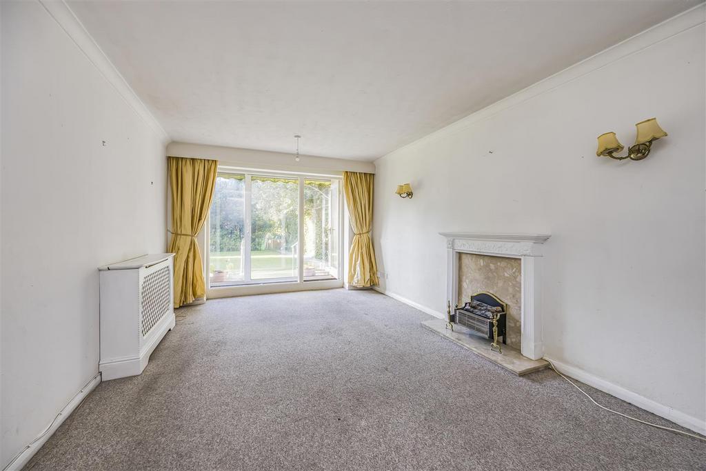 16 Woodlands, 32 Lindsay Road, Poole-Portico Market