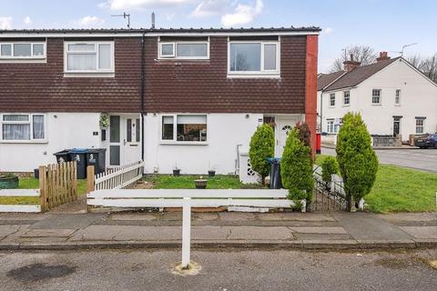 3 bedroom end of terrace house for sale, Little Roke Road, Kenley