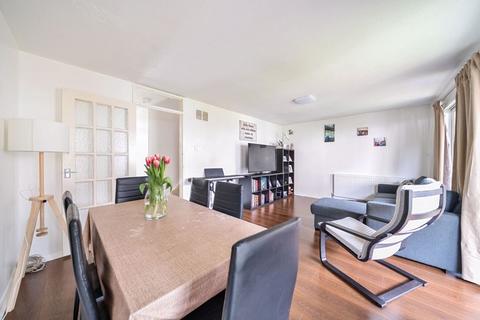 3 bedroom end of terrace house for sale, Little Roke Road, Kenley