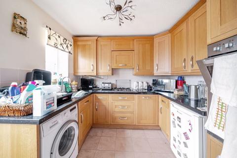 7 Hamond Close, South Croydon, CR2 6BZ