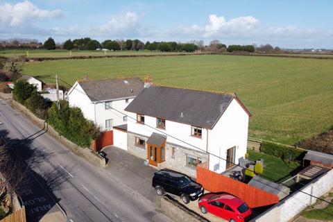 4 bedroom detached house for sale, Seren Wyb, Cowbridge Road, St Athan, The Vale of Glamorgan CF62 4LE