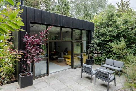 Dapple House Brackendale, Billericay, CM11 1EX