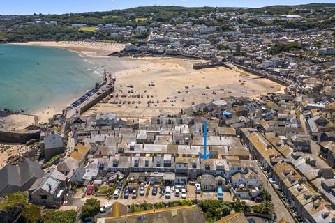 Carncrows Street, St. Ives TR26