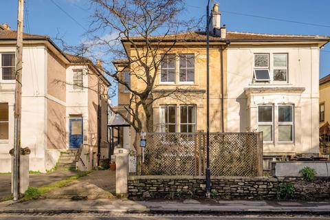 3 bedroom maisonette for sale, Kingsley Road|Cotham