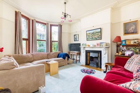 6 bedroom semi-detached house for sale, Burghley Road|St Andrews