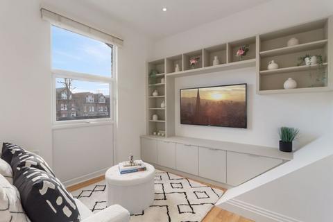 3 bedroom apartment for sale, Canfield Place, South Hampstead, London NW6