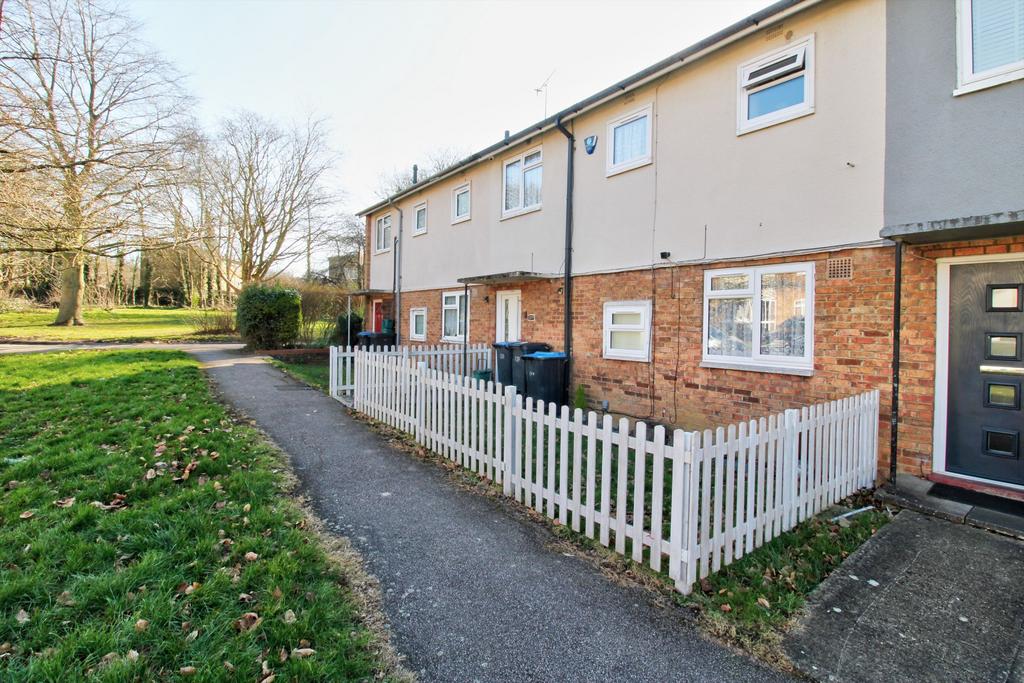 Cm20 2sd Churchfield, Harlow 3 bed terraced house - £325,000