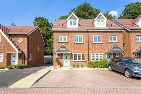 4 bedroom semi-detached house for sale, Oakley Road, Salisbury SP2