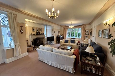 6 bedroom detached house for sale, Brompton Avenue, Rhos on Sea