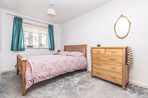 2 bedroom ground floor flat for sale, Gisors Road, Southsea