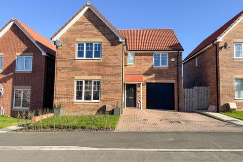 4 bedroom detached house for sale, Skylark Grove, Ryton