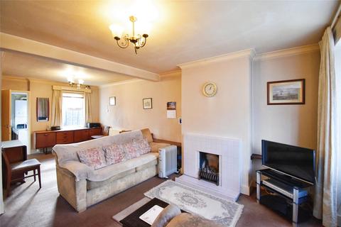 3 bedroom terraced house for sale, Avenue Road, Winslow