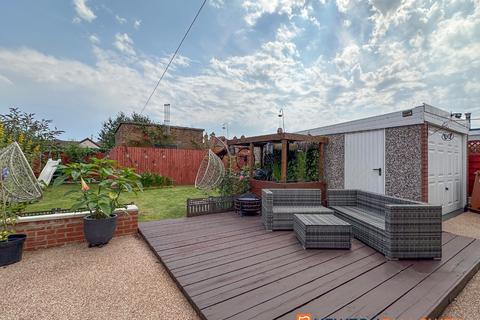 undefined, Village Way, 8 NG24