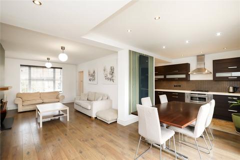 4 bedroom semi-detached house for sale, Alwyn Gardens, London, W3