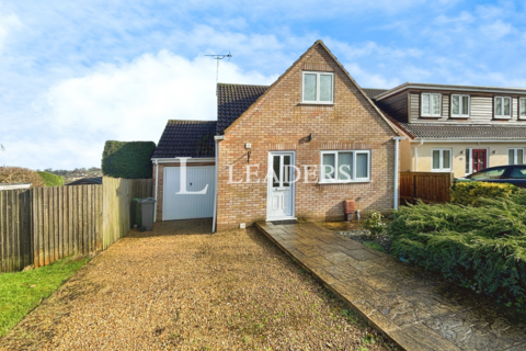 4 bedroom detached house to rent, Holywell Road, Dursley