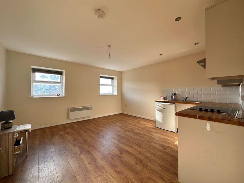 Kitchen/lounge