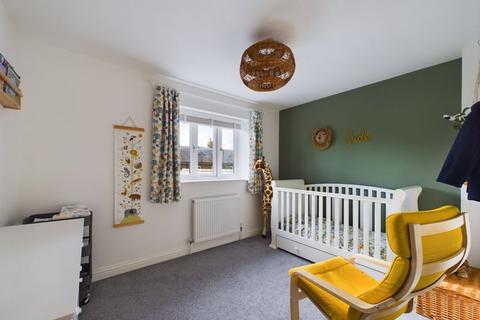 2 Badger Close, Langport, TA10 9FJ