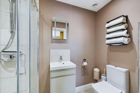 2 Badger Close, Langport, TA10 9FJ