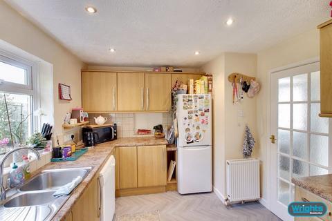 22 Ancaster Close, Trowbridge, BA14 9DA