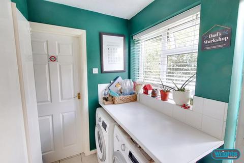 22 Ancaster Close, Trowbridge, BA14 9DA