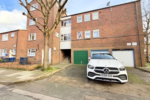 Paddock Close, Northolt