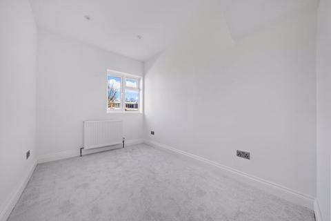 5 Lavender Vale, Wallington, SM6 9QR