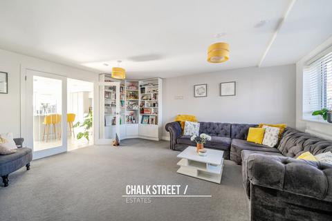 undefined, The Ridgeway, Gidea Park, RM2