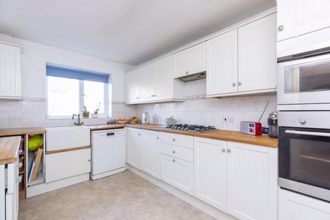 3 bedroom end of terrace house for sale, Stainers Mead, Motcombe SP7