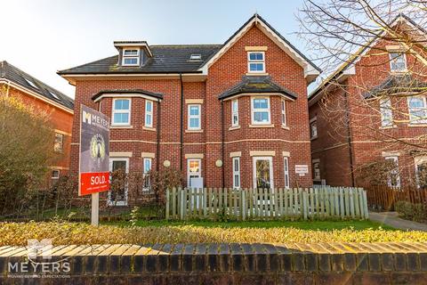 2 bedroom apartment for sale, Lowther Road, Charminster, BH8