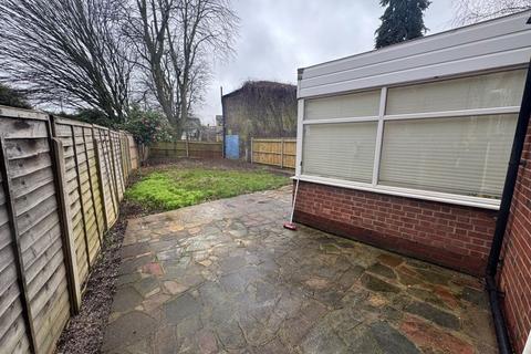 5 Lynch Close, Uxbridge, UB8 2TG