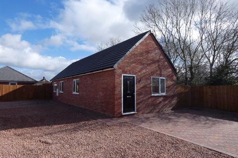 2 bedroom detached bungalow for sale, Ross Road, Hereford HR2