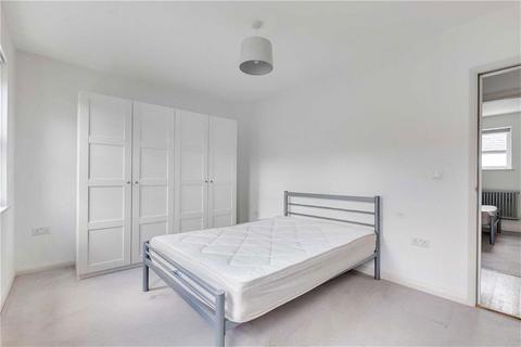 2 bedroom flat to rent, Walm Lane, London NW2