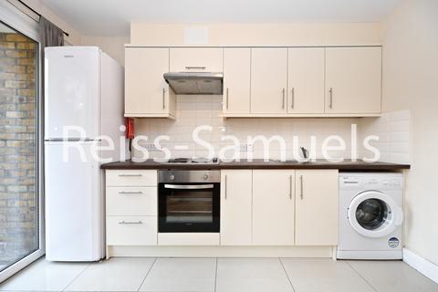 4 bedroom terraced house to rent, Lorrimore Road, Kennington,London SE17