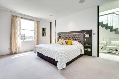 3 bedroom apartment to rent, London W14