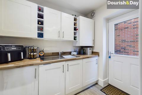 16 Boscomoor Lane, Penkridge, Stafford, ST19 5NU