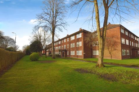 2 bedroom flat for sale, Northenden Road, Sale, Greater Manchester, M33