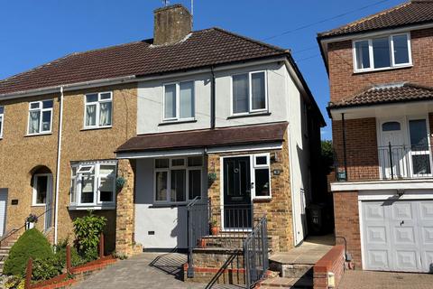 3 bedroom semi-detached house for sale, West Valley Road, Hemel Hempstead HP3