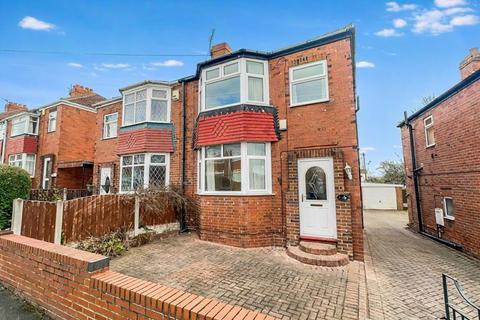 3 bedroom semi-detached house for sale, Manor Farm Estate, South Elmsall WF9