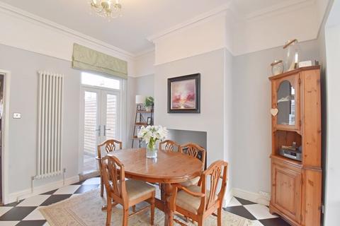2 bedroom terraced house for sale, Springfield Road, Abergavenny NP7