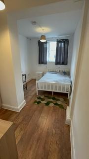 2 bedroom house share to rent, Lancelot Avenue, Wembley HA0