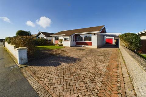 4 bedroom bungalow for sale, 18 Westhill Avenue, Milford Haven