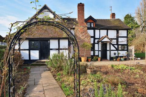 5 bedroom detached house for sale, Bosbury, Ledbury, Herefordshire