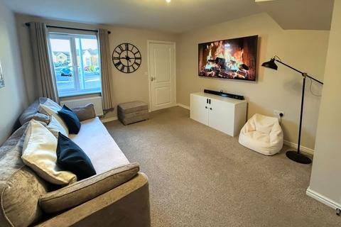 106 Emily Fields, Birchgrove, Swansea, SA7 9NT