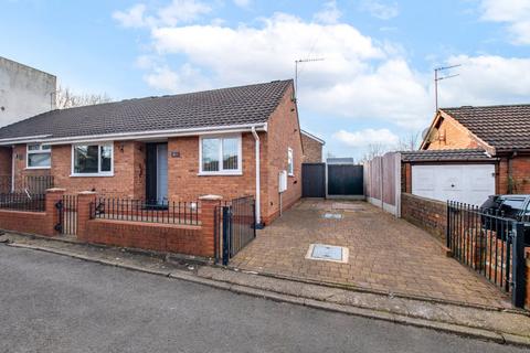 2 bedroom bungalow for sale, Church Road, Lye, Stourbridge, West Midlands, DY9