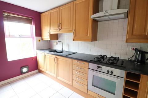 3 bedroom terraced house for sale, Luton LU4