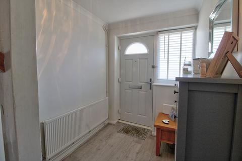11 Bynghams, Harlow, CM19 5NR