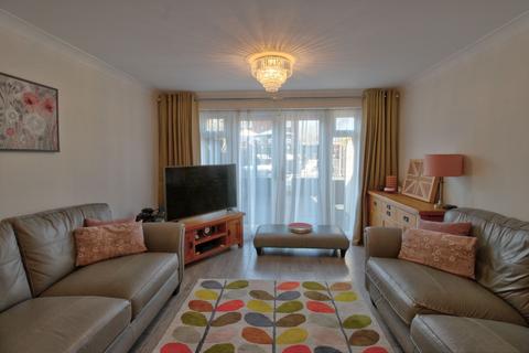11 Bynghams, Harlow, CM19 5NR