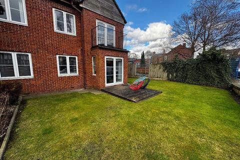 2 bedroom flat for sale, 52 Daisy Bank Road, Victoria Park, Manchester, M14 5QP